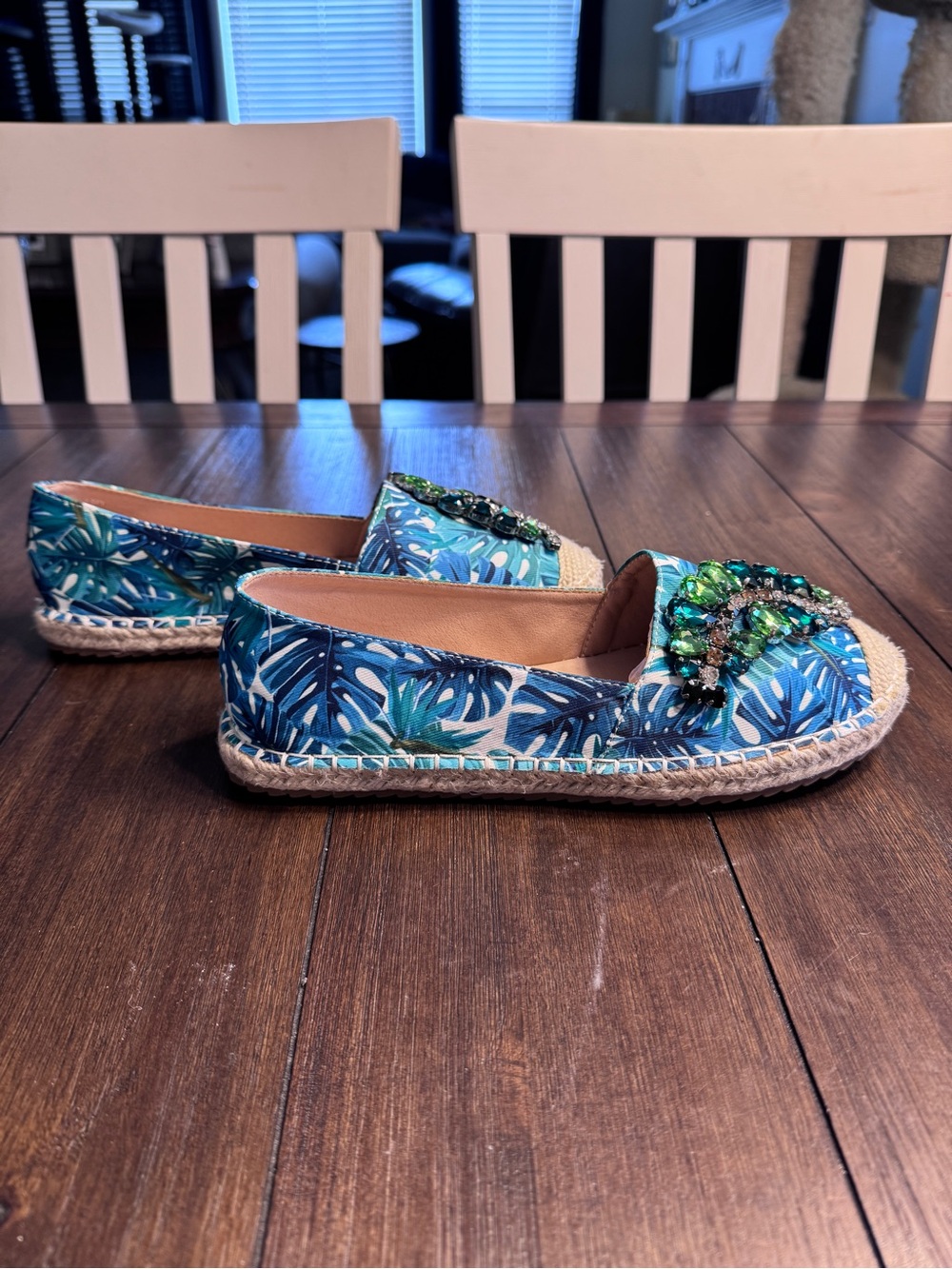 Lauren Lorraine Espadrille Flats Tropical Palm  Crystal Embellished Shoes 8 NIB - Picture 15 of 16